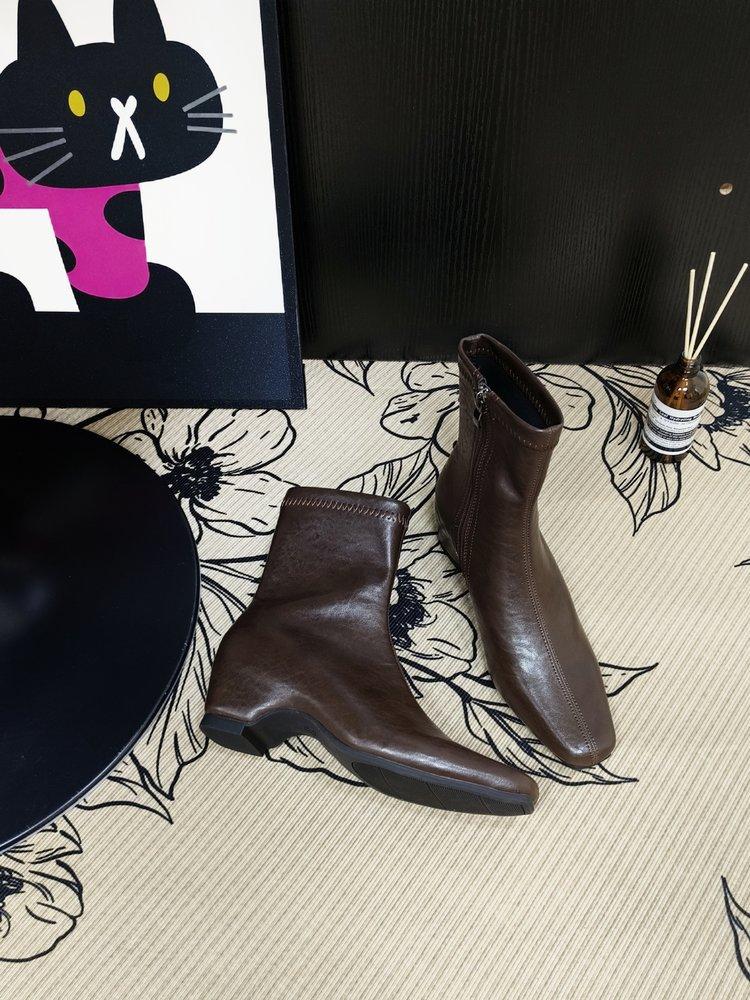 Короткие женские ботинки 2026 года новые осенне-зимние ботинки французские короткие женские замшевые женские