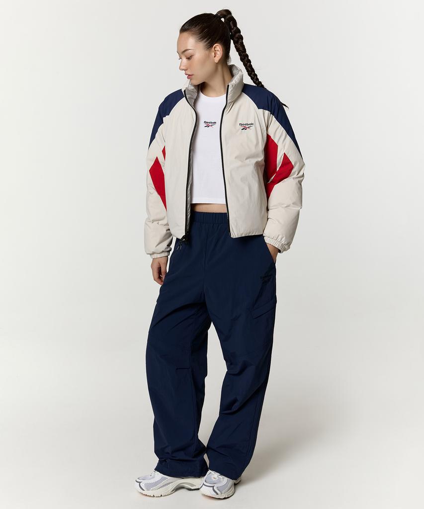 Reebok Векторная двусторонняя укороченная пуховая куртка (W) - бежевый