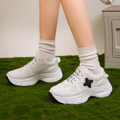 Женские белые сетчатые кроссовки на массивной подошве, платформа, спортивная обувь для женщин, осенняя мода 2024, шнуровка, беговые кроссовки для женщин