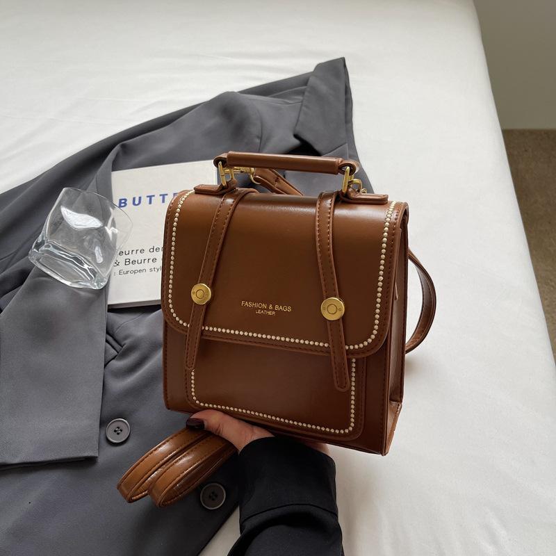 Design Sense Niche Bag Ladies 2025 Casual Backpack Handbag Retro Going Out Backpack