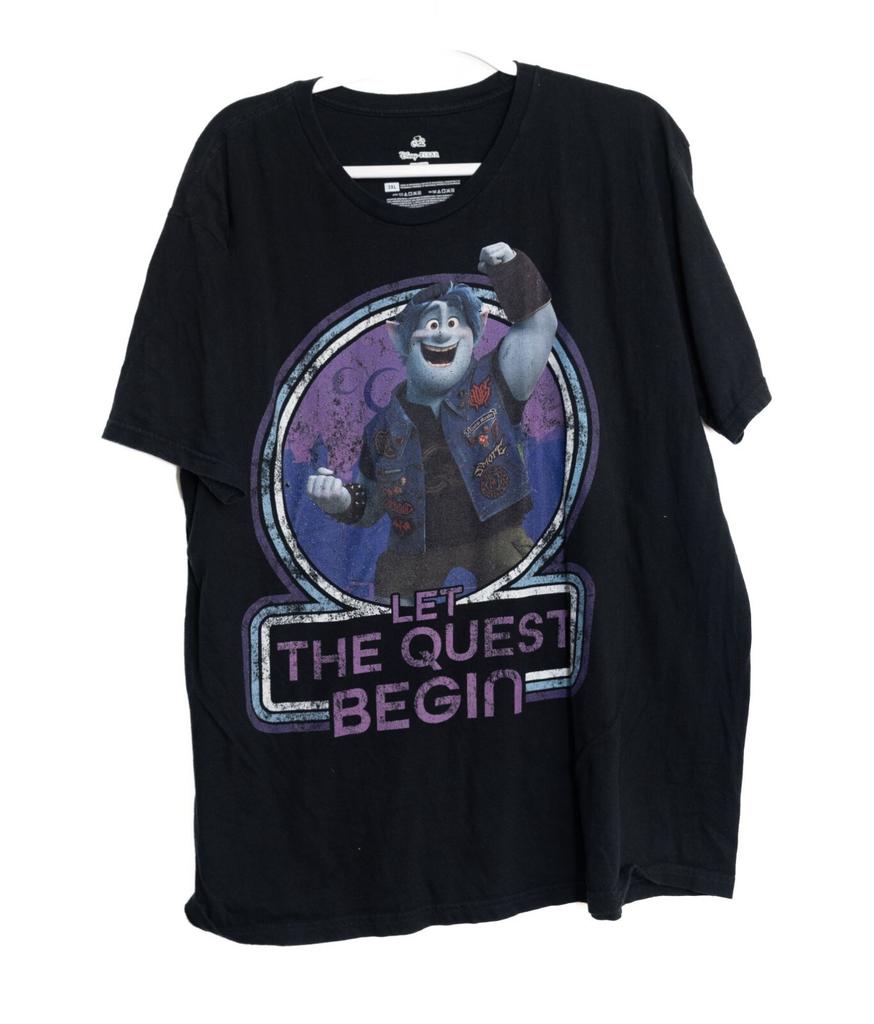 Disney Pixar Onward "Let The Quest Begin" Graphic T-Shirt Size 2XL Black Short S