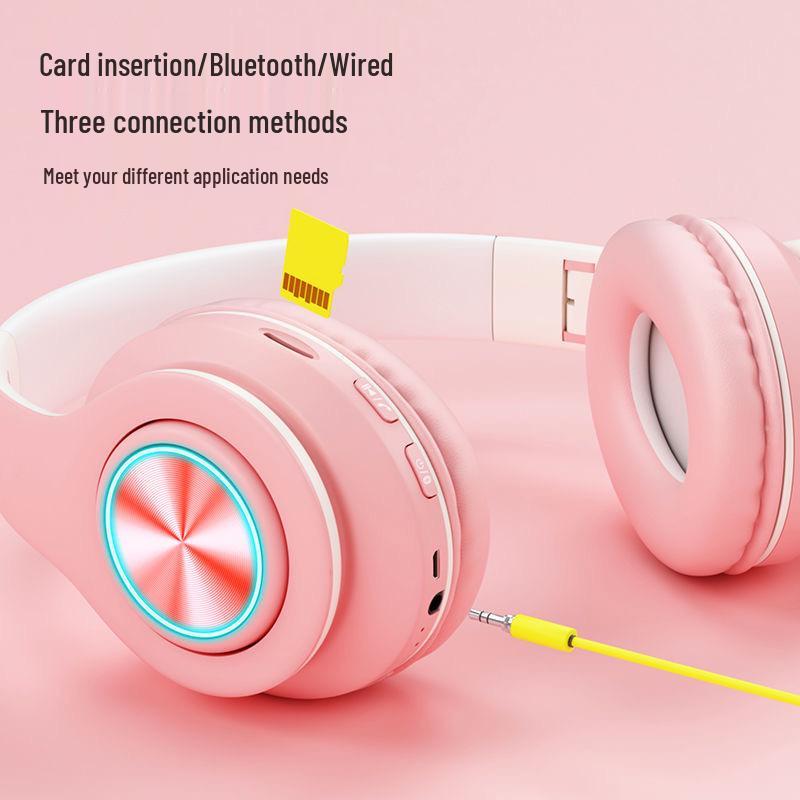 B39 Horse Head Over-Ear Wireless Bluetooth Foldable Luminous Headphones with Stereo and Card Slot.