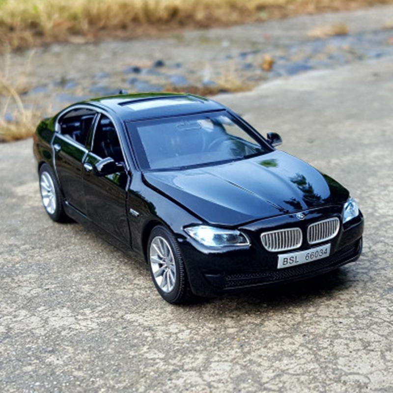 1:32 BMW 5 серии 535i Литой Модель Автомобиля Металлическая Литая Игрушечные Машинки Модель Автомобиля Высокая Симуляция Звук Свет Коллекция Подарок