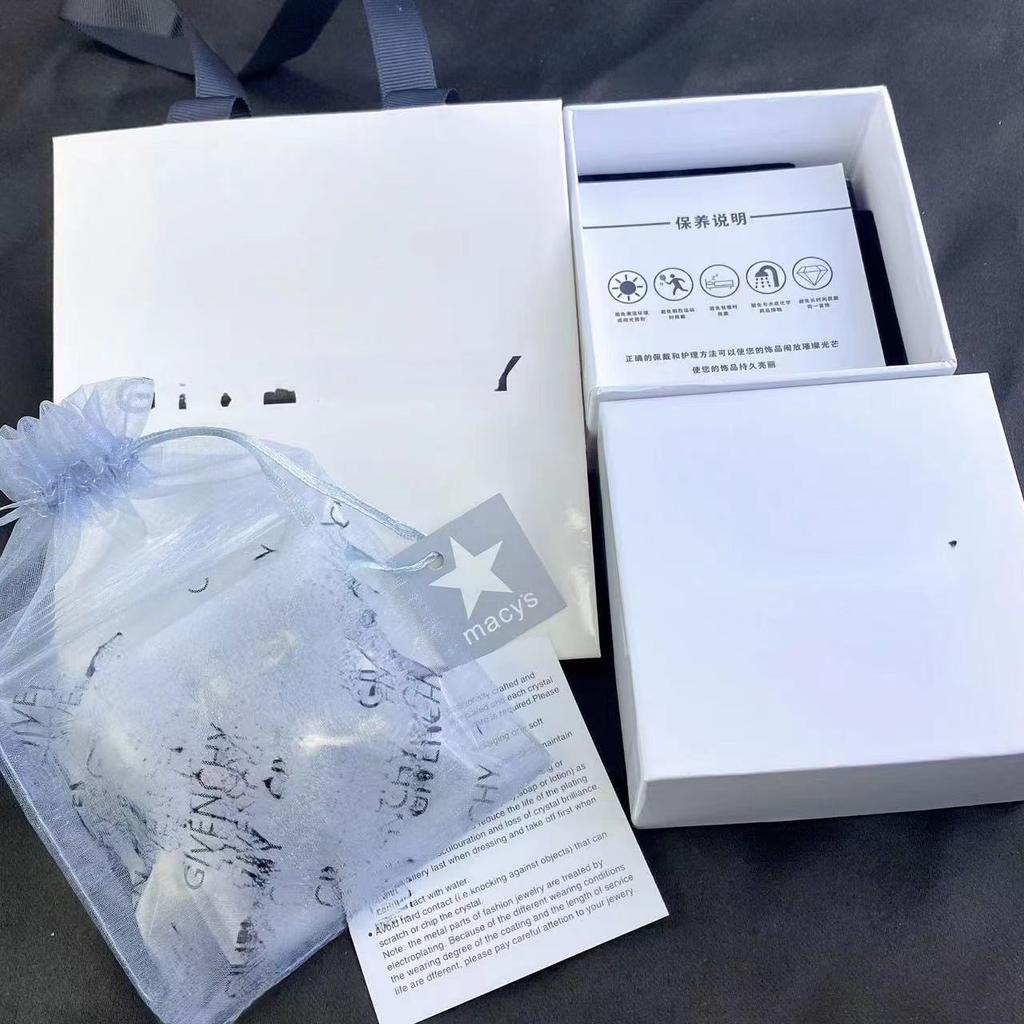 Gvc Jijia High-quality Pear-shaped Edge Bracelet Super Flash Hollow Water Drop Crystal Inlaid Jewelry for Girlfriend Gift