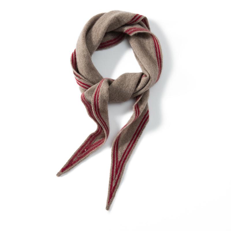 Cashmere Triangle Shawl: Thick Autumn/Winter Neck Warmer & Protector Scarf for Cold Protection and Warmth