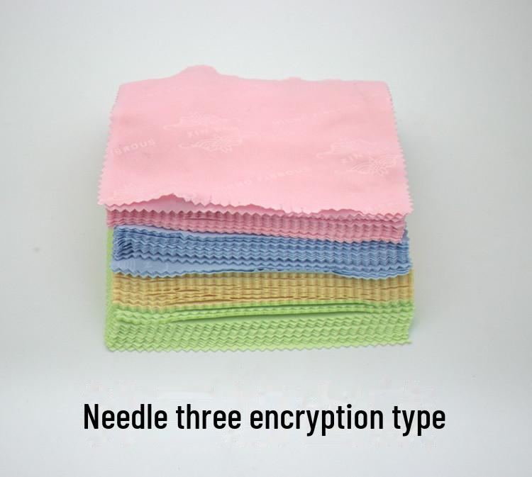 Закажите роскошные футляры для солнцезащитных очков, крючки для салфеток для очков для близорукости, чехлы на молнии, салфетки для протирки экранов телефонов и сумки для очков.