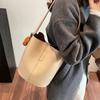 Bag Women's 2025 New Fashion Women's Bag Simple Large-capacity Bucket Bag Korean Version Dongdaemun Shoulder Messenger Bag