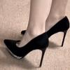 Черные замшевые туфли на высоком каблуке женские водонепроницаемые настольный темперамент светская львица острый носок тонкий каблук красивые сексуальные профессиональные универсальные одинарные туфли женские