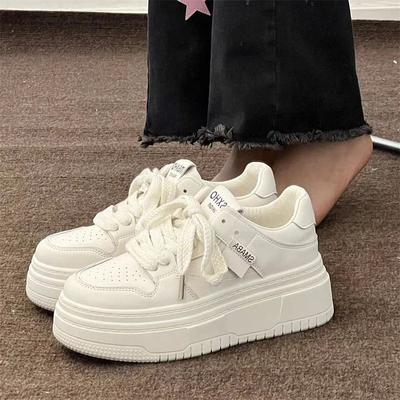 Маленькие белые туфли женские студенческие повседневные на толстой подошве с увеличением роста маленькие туфли женские универсальные кеды