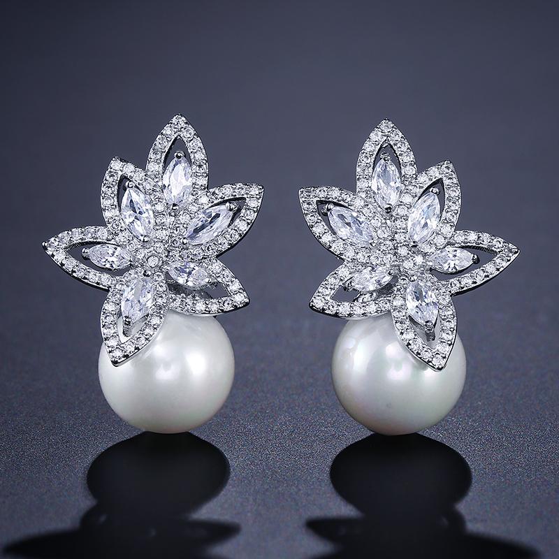 ZAKOL Temperament Imitation Zircon Flower Stud Earrings Elegant Leaf Marquise Zirconia Wedding Party Zircon for Women