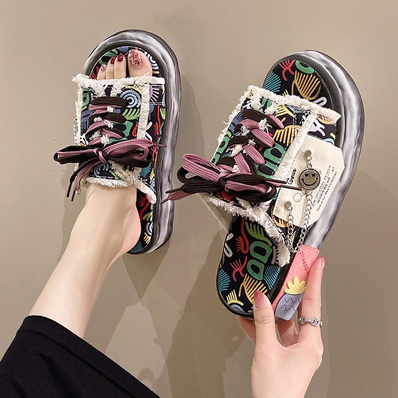 Women's Summer Daily Cartoon Slippers Outer Wear Seaside Beach Shoes