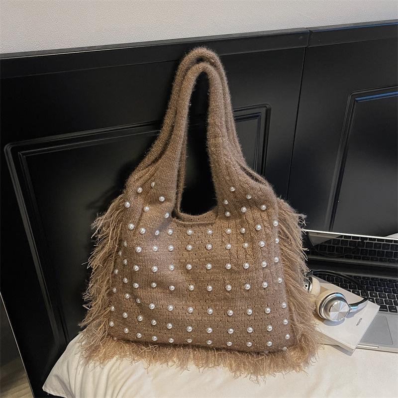 2025 Autumn New Large-capacity Bag Women's Shoulder Niche Decompression Vacation Foreign Style Beach Handmade Wool Tote Bag