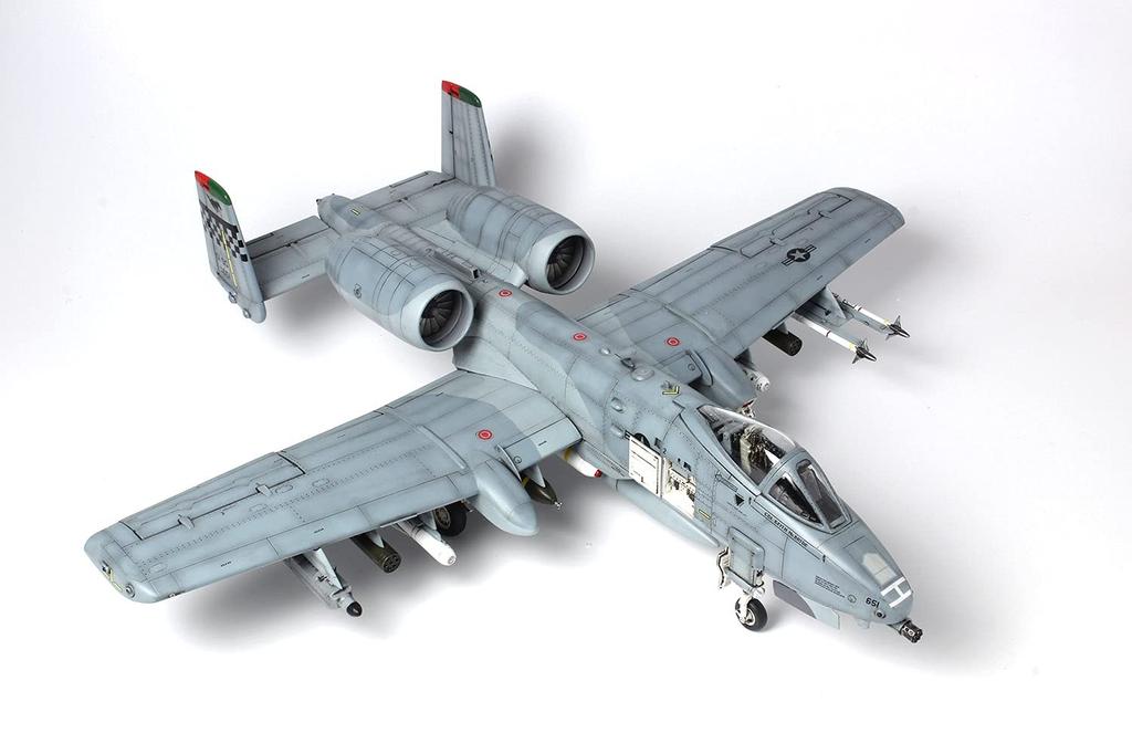Серия самолетов Штурмовик ВВС США Thunderbolt II Авиабаза Осан Пластиковая модель Platz/Italeri 1/48 A-10C TPA-3