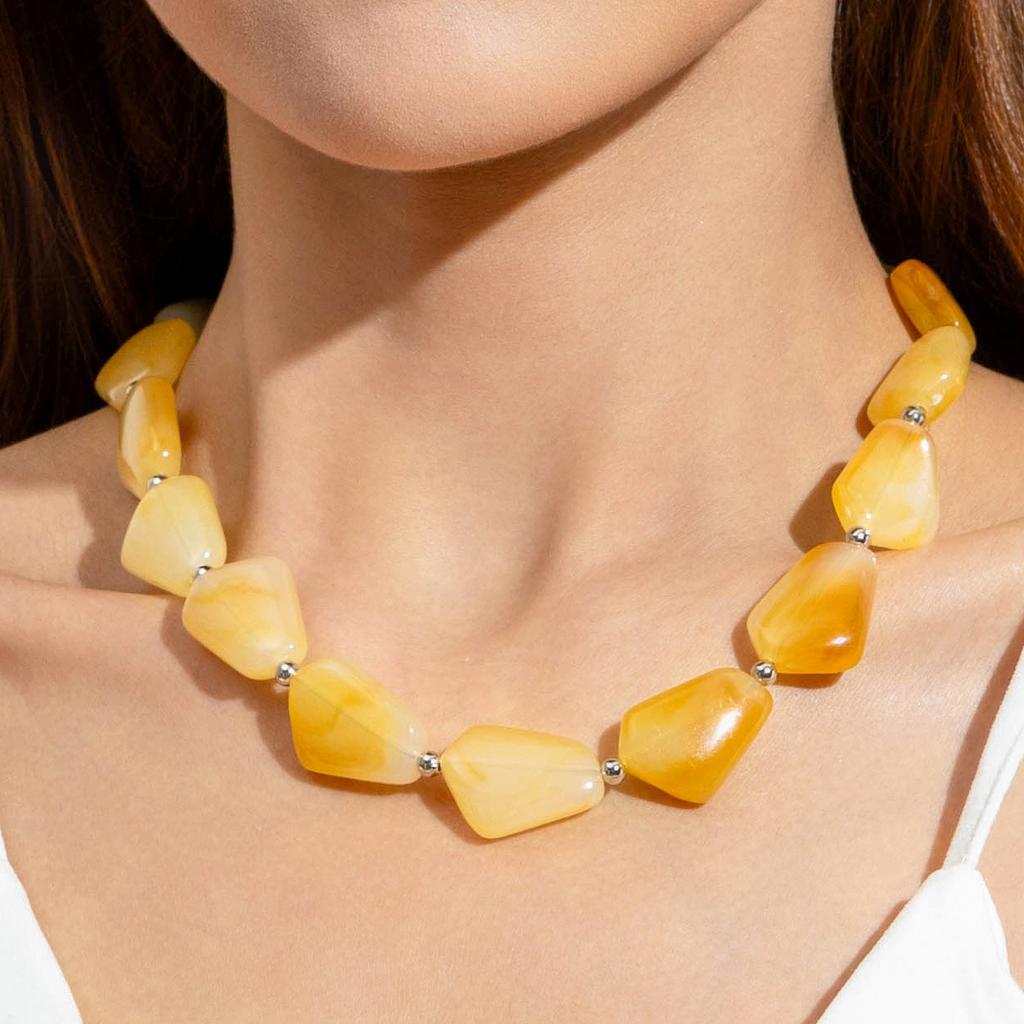 Ретро акриловая смола специальной формы бусы ожерелье, темперамент универсальный легкая роскошь цепочка на шею