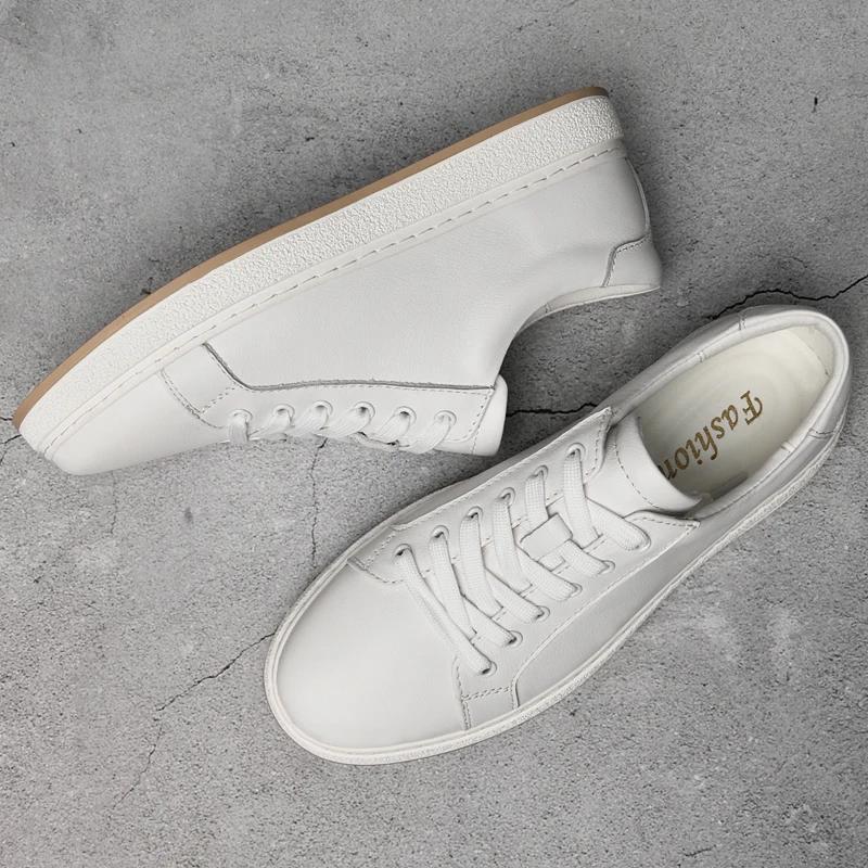 New Men's Shoes Brand Classic Casual Genuine Leather Soft Walking Men Sneaker Shoes White Black RunningTrendy Sneakers for Men