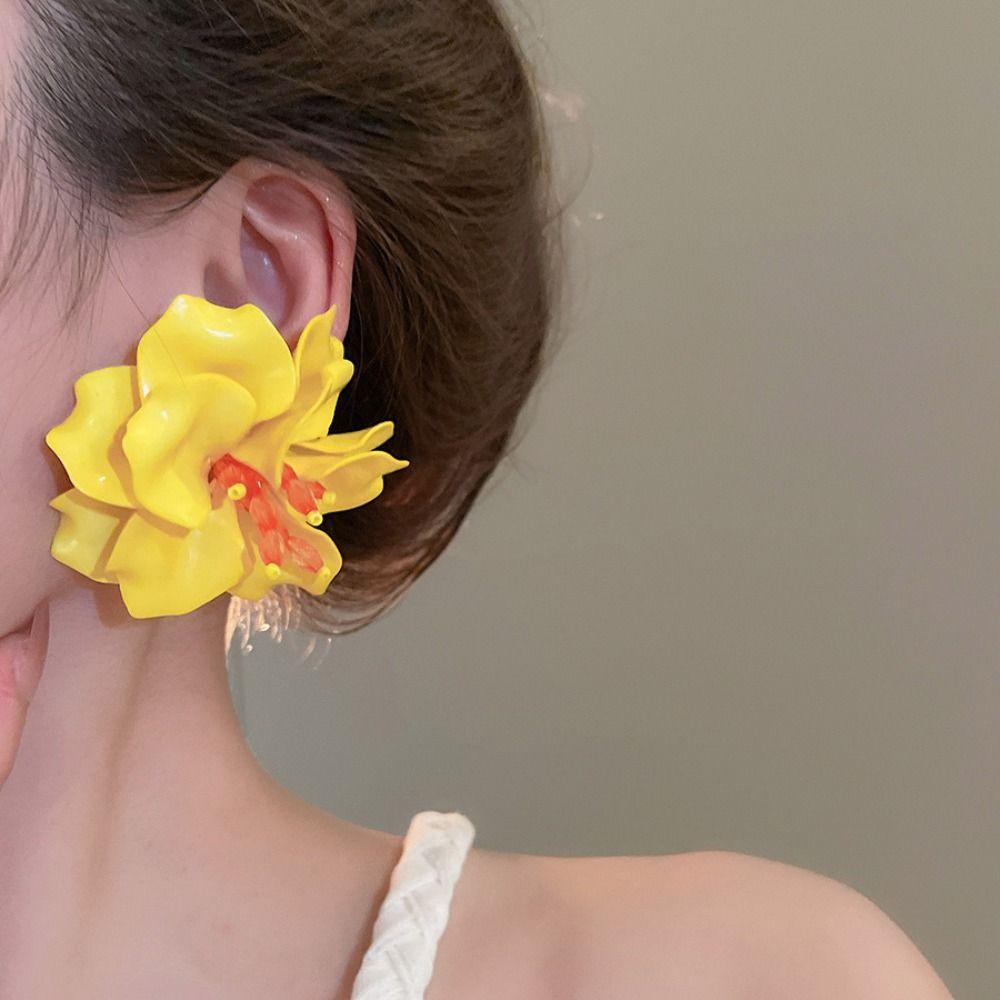 Elegant Flower Stud Earrings Sweet Women's Jewelry Fashion Exaggerated Petals Earrings Party