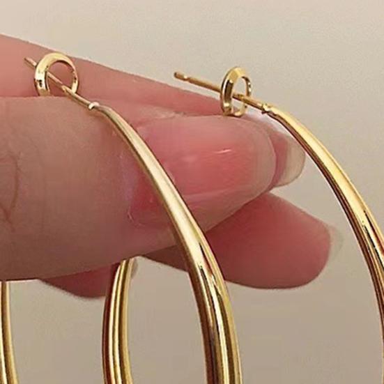 1 пара женских сережек-колец в преувеличенном стиле, большие серьги-кольца, гладкая поверхность, однотонные, легкие висячие серьги, украшения для клубной вечеринки