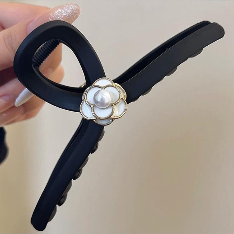 13CM Black Matte Camellia Grab Clip Large Elegant French Hair Clip The Back of The Head Coil Hair Premium Shark Clip Hair Clip
