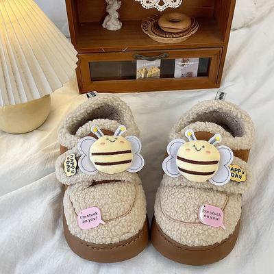 2025 зима новые забавные милые маленькие пчелки детско-родительские хлопковые тапочки нескользящие и бархатные теплые лоферы шапочки для женщин