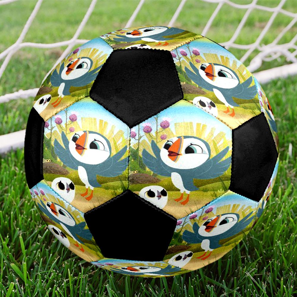 Puffin Rock Theme Size 5 Soccer Ball, Suitable for Both Indoor and Outdoor Matches, a Gift Suitable for Everyone.
