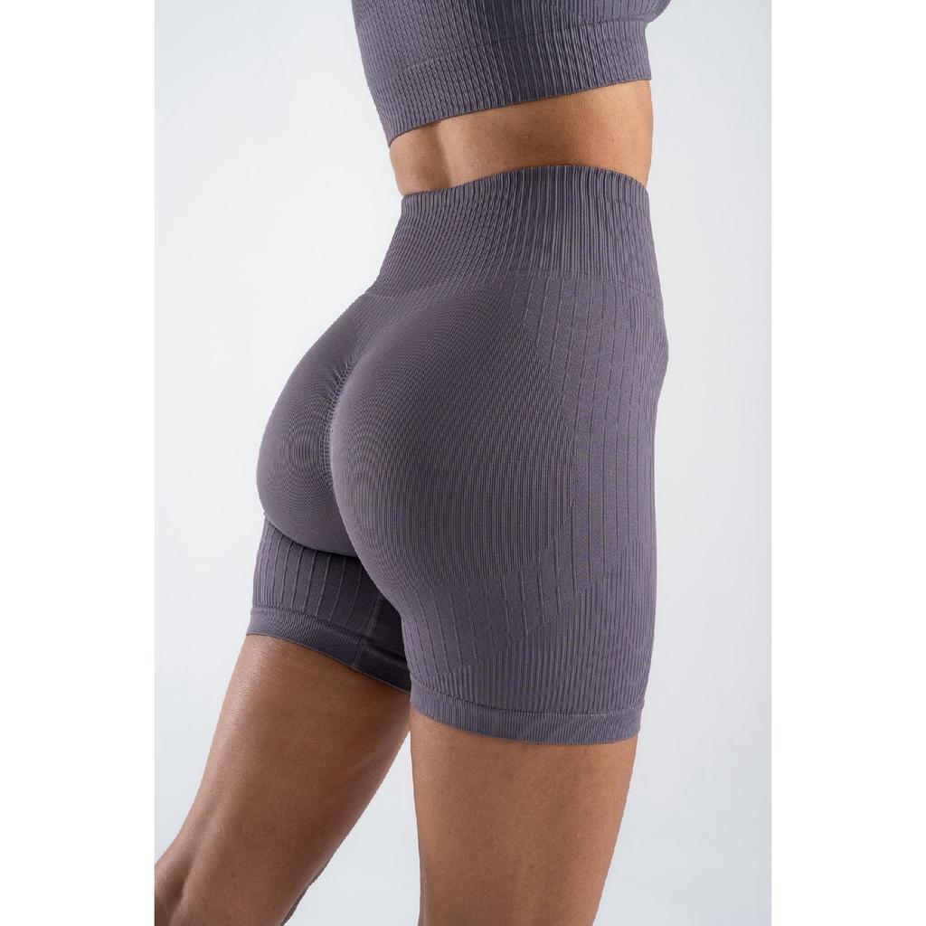 Супергибкий комплект бюстгальтер-шорты с пуш-ап деталью