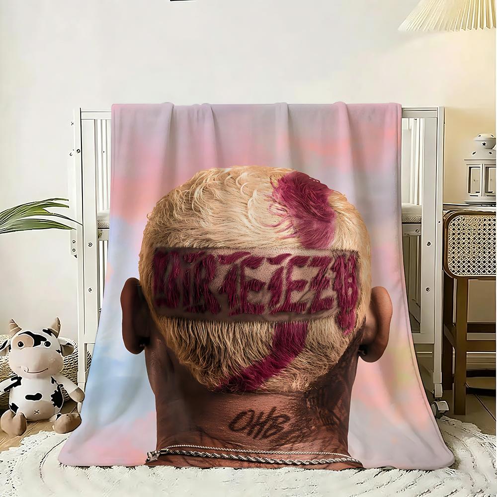 Hot New Chris Brown Rapper Throw 240g Flannel Blanket Lightweight Soft Skin-friendly Summer Thin Throw Blanket