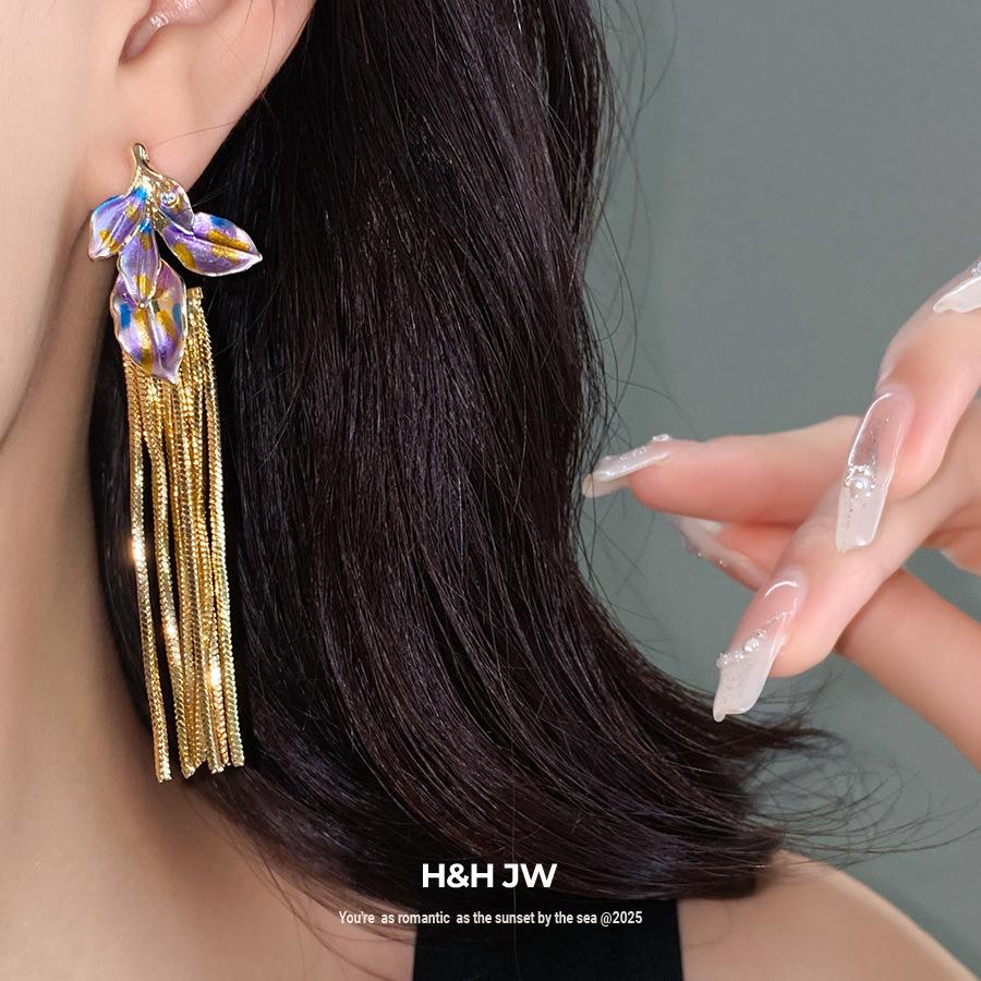 Silver Needle Diamond Colored Leaf Fringed Earrings Light Luxury Premium Earrings Fashion Personality Earrings Design Sense Niche