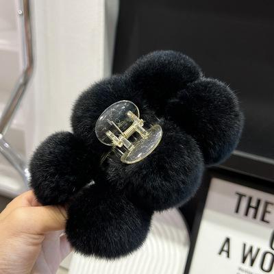 Autumn Winter Plastic Ball Grab Clip Large Plush Hairpin Back Head Shark Clip Hair Accessories 10cm European American Style New