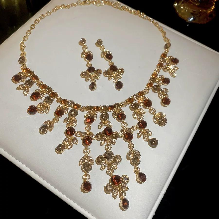 Diamond-encrusted flower fringed necklace women's new retro elegant court style stud earrings jewelry set light luxury and high-end sense
