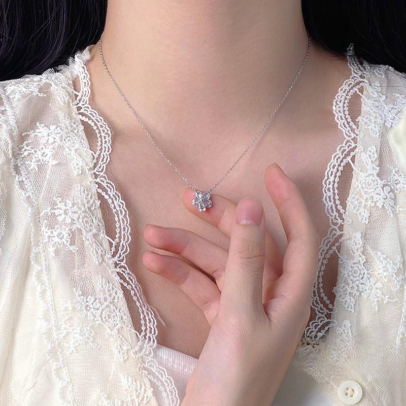 Ожерелье из свежих цветов с простым темпераментом и особым смыслом в виде цепочки на ключицу для женщин