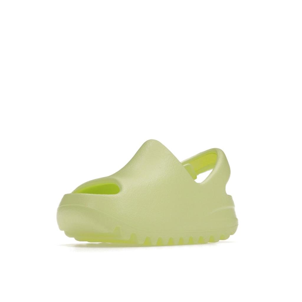Adidas Детские кроссовки Yeezy Slides Infants Glow Green 2022 HQ4119