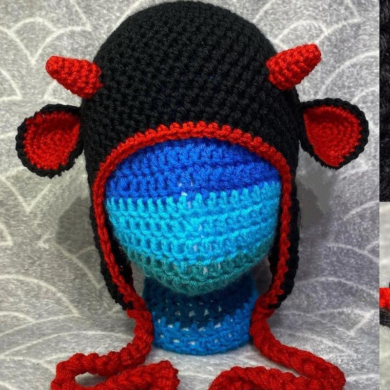 Связанная вручную шапка-ушанка в виде скелета на Хэллоуин