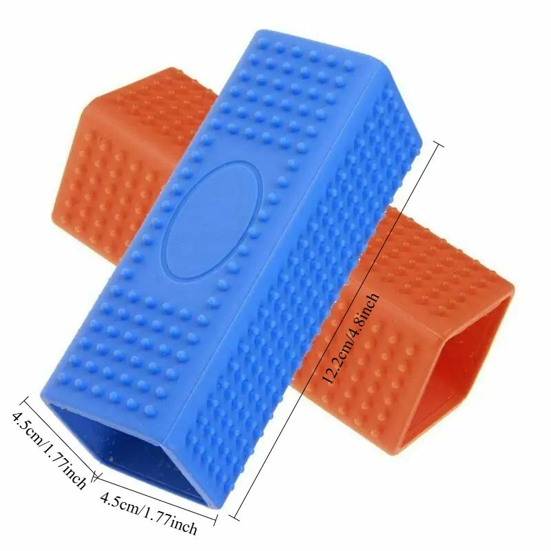 1PC Pet Hair Removal Brush Dog Cat Hair Removal Effective Pet Hair Silicone Hollow Rubber Cleaning Brush