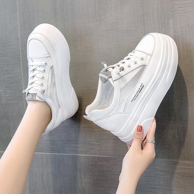 Белые туфли для женщин Ins Модные летние новые стильные сетчатые дышащие повседневные туфли на платформе стелька для увеличения роста женские туфли