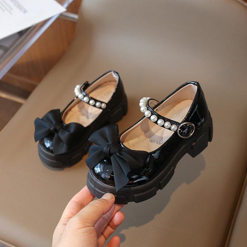 Black leather shoes for girls, preppy style, children's single shoes, spring new collection, fashionable princess shoes, non-slip performance shoes
