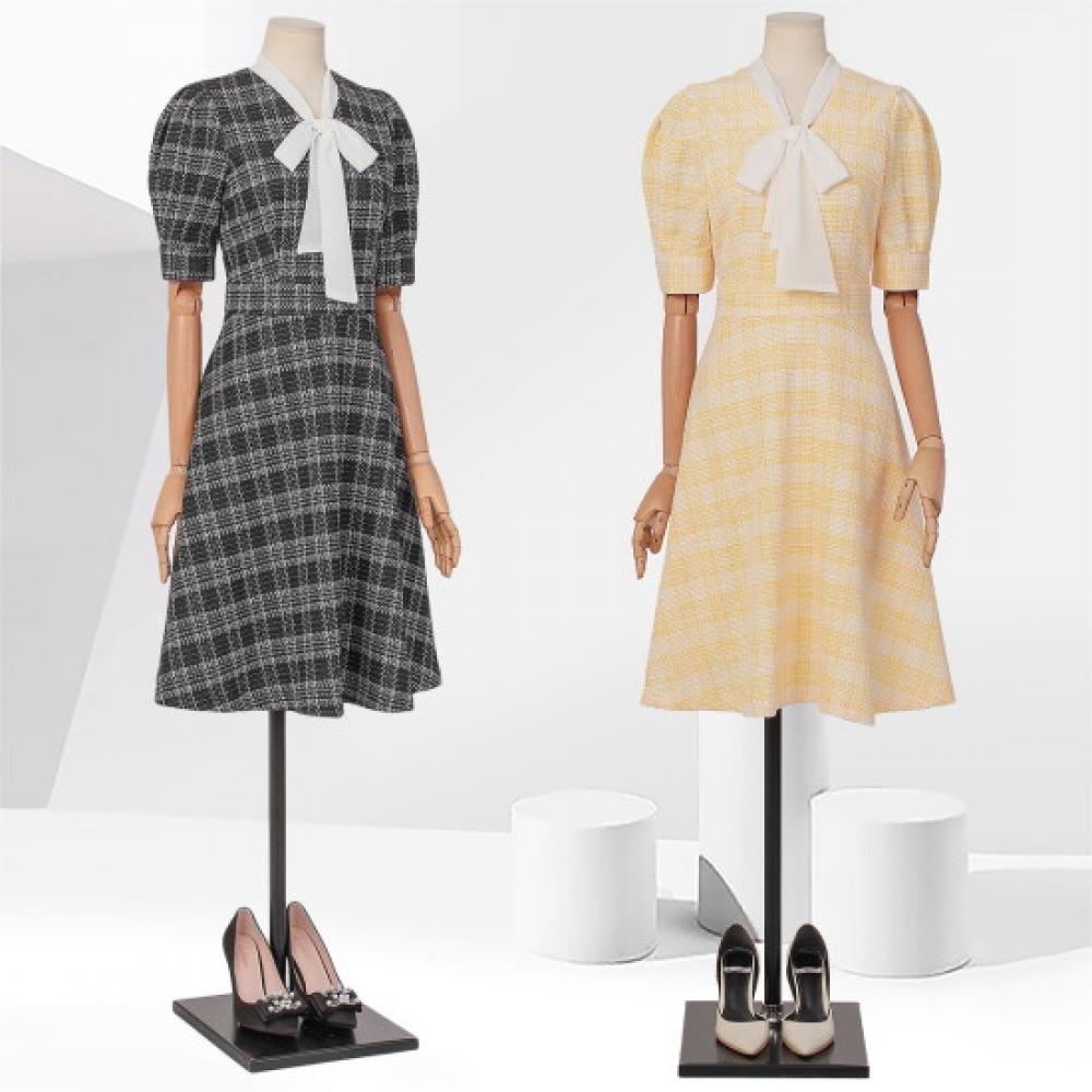 Win Puff Check Dress