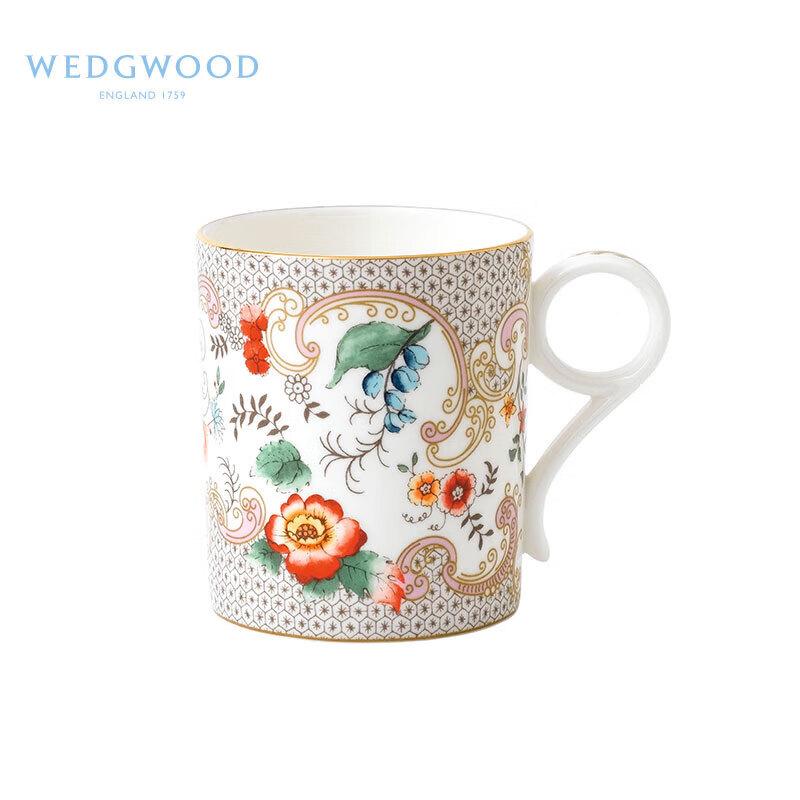 Wedgwood Кружка с росписью в стиле рококо