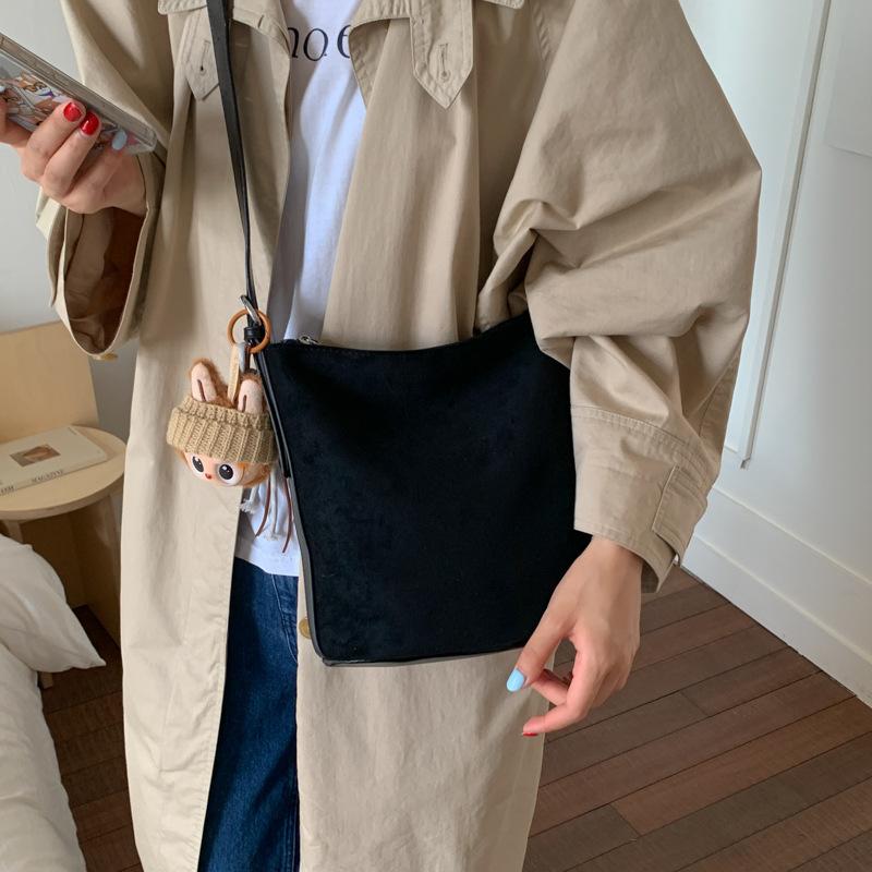 Сумка большой вместимости женская 2025 новая модная ретро сумка через плечо с высоким чувством стиля, сумка-ведро для поездок на работу, сумка-мессенджер