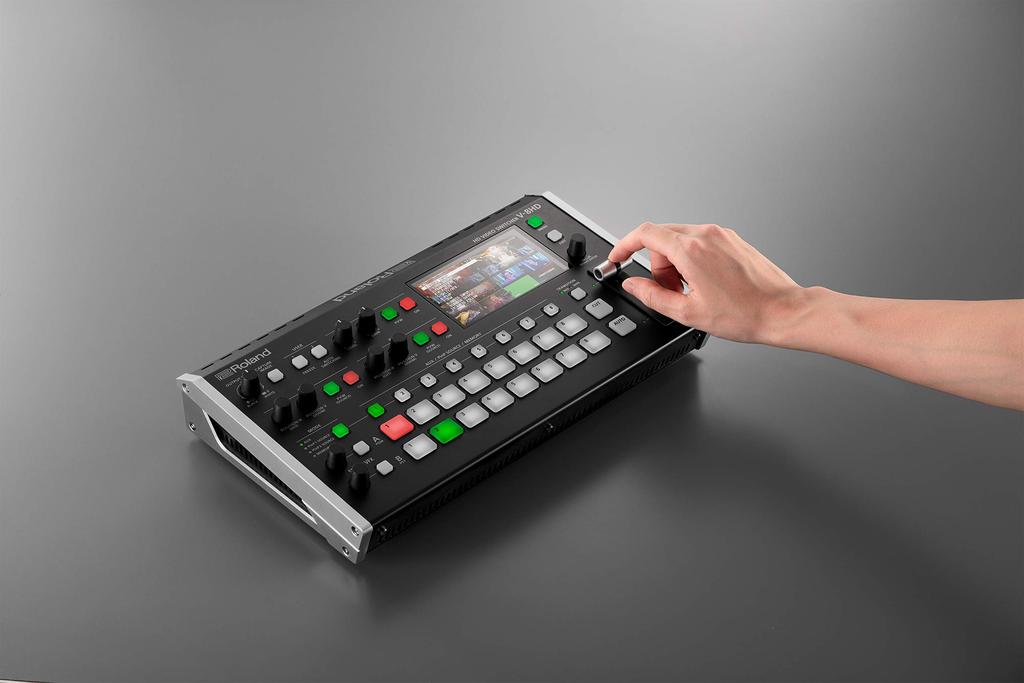 Roland V-8HD Compact HDMI Video Switcher
