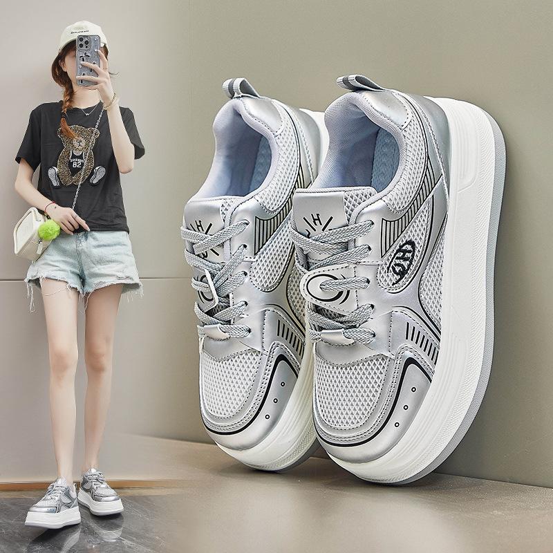 Women's Summer Casual Platform Sneakers Breathable Mesh Wanlking Shoes Comfortable Non-Slip Lace-Up Running Shoes for Women Chunky Tennis Sneakers