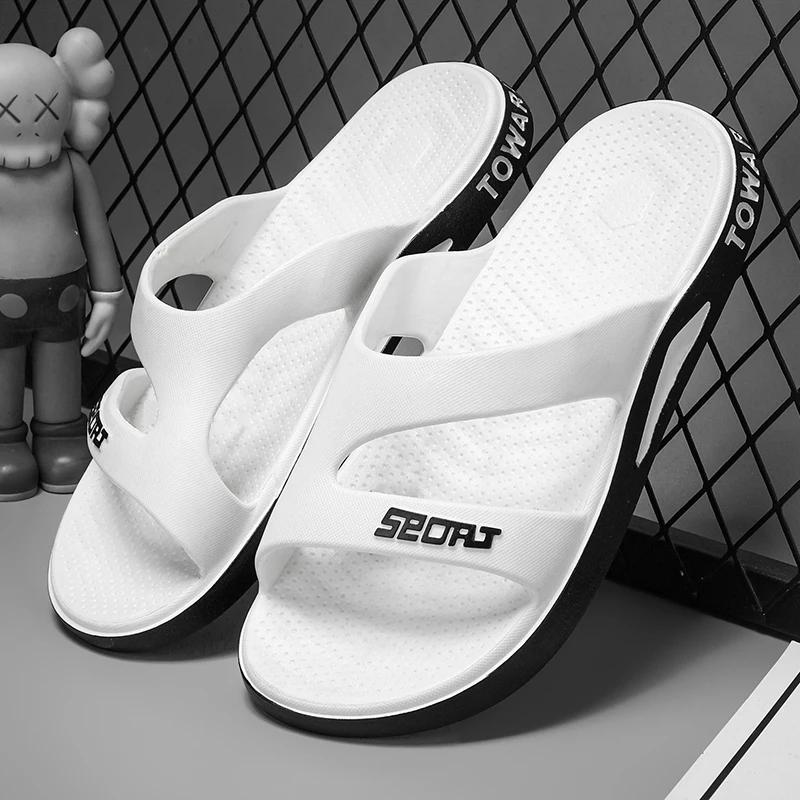 Модные мужские тапочки из ПВХ с мягкой подошвой, нескользящие шлепанцы, повседневные уличные пляжные шлепанцы, домашние тапочки для ванной комнаты, новые сандалии