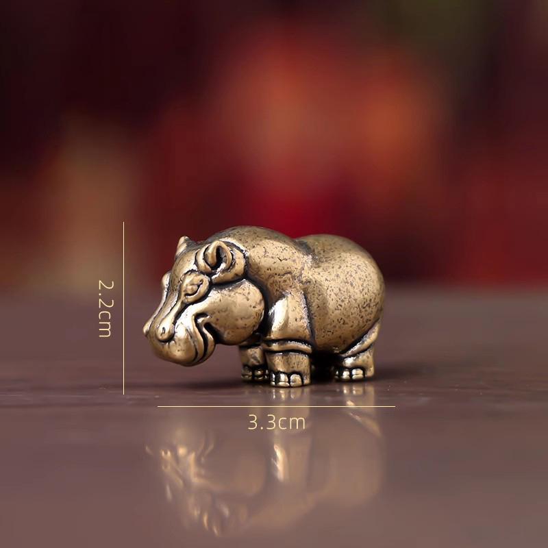 Rustic Copper Animal Sculpture 1Pc Rhinoceros Figurine Decorative Ornament for Home Office Tabletop Decoration