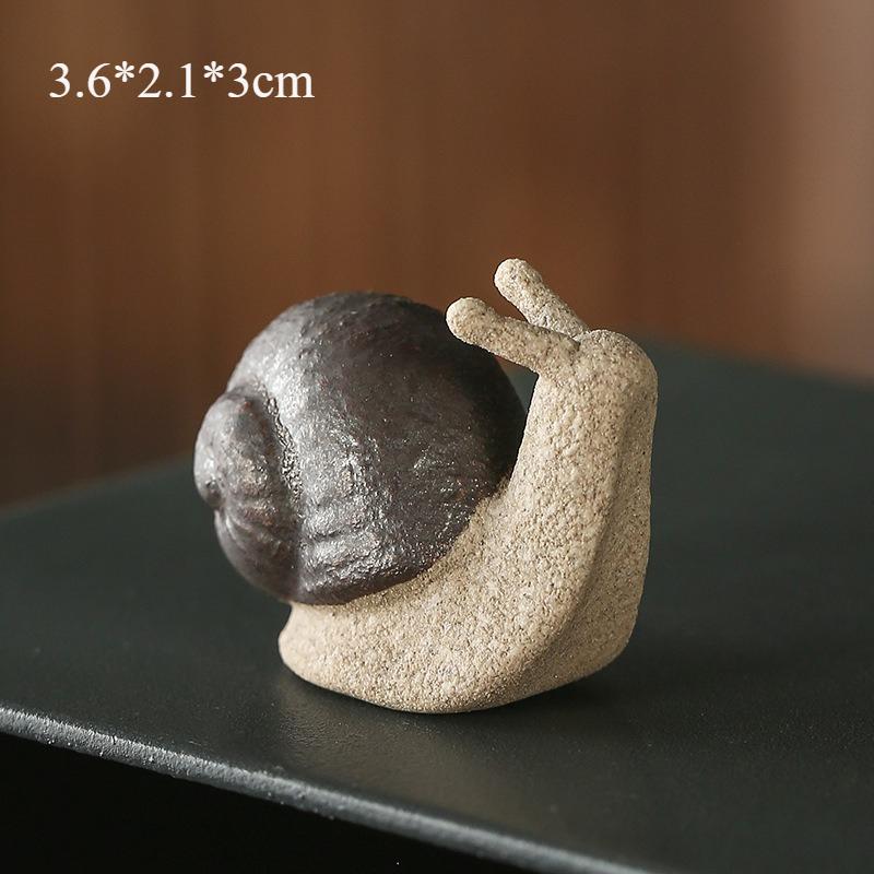Ceramic Little Snail Tea Pets Ornament Mini Simulation Animal for Home Decor Table Flower Mimi Pet Zen Desk Handmade Decoration
