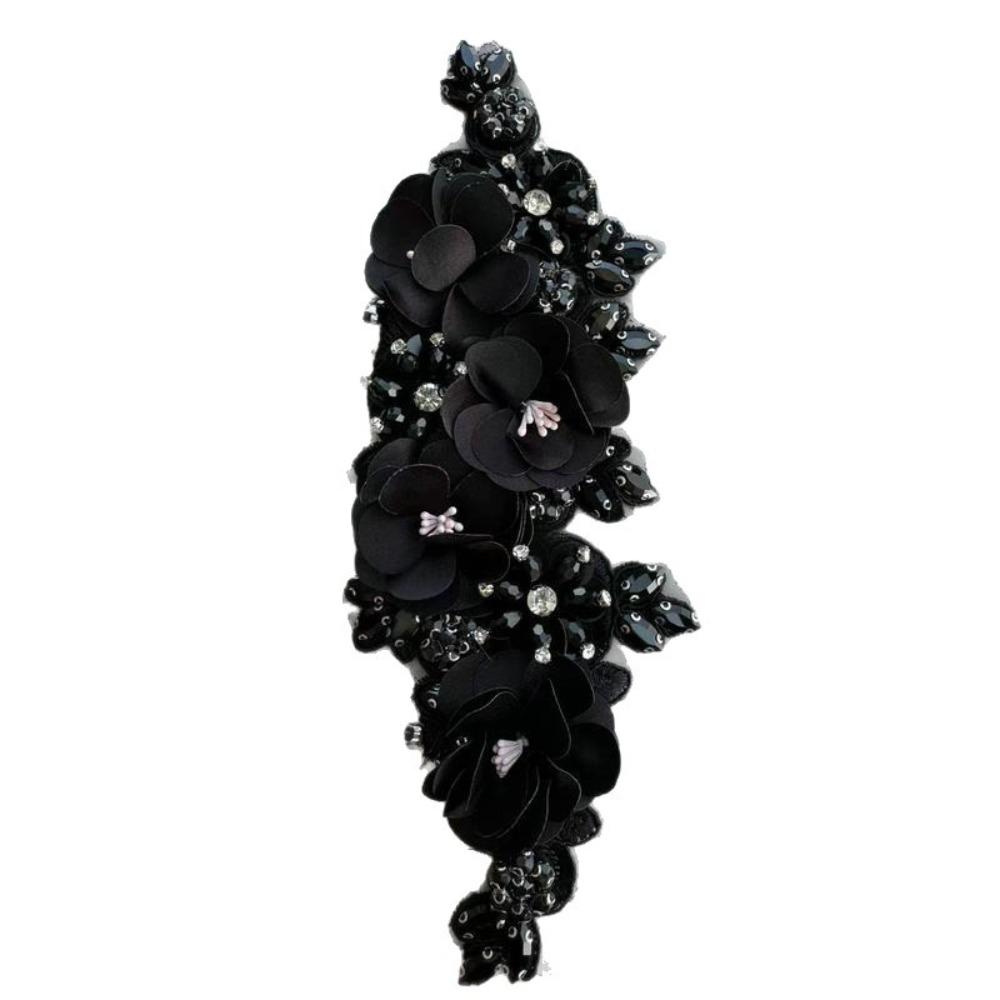 Аппликация из кружева с бусинами и стразами, объемная кристальная аппликация, пришитая вручную, приклеиваемая утюгом, сверкающая, из стеклянных бусин и кристаллов.