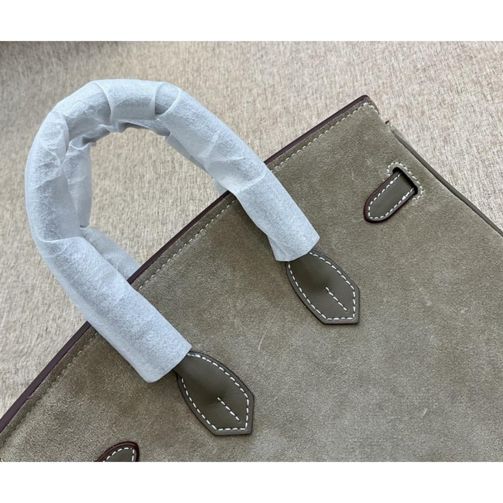 Новая кожаная женская сумка 2025 года, анти-бархатная коровья кожа с матовой кожей, классическая модная платиновая сумка, портативная сумка через плечо