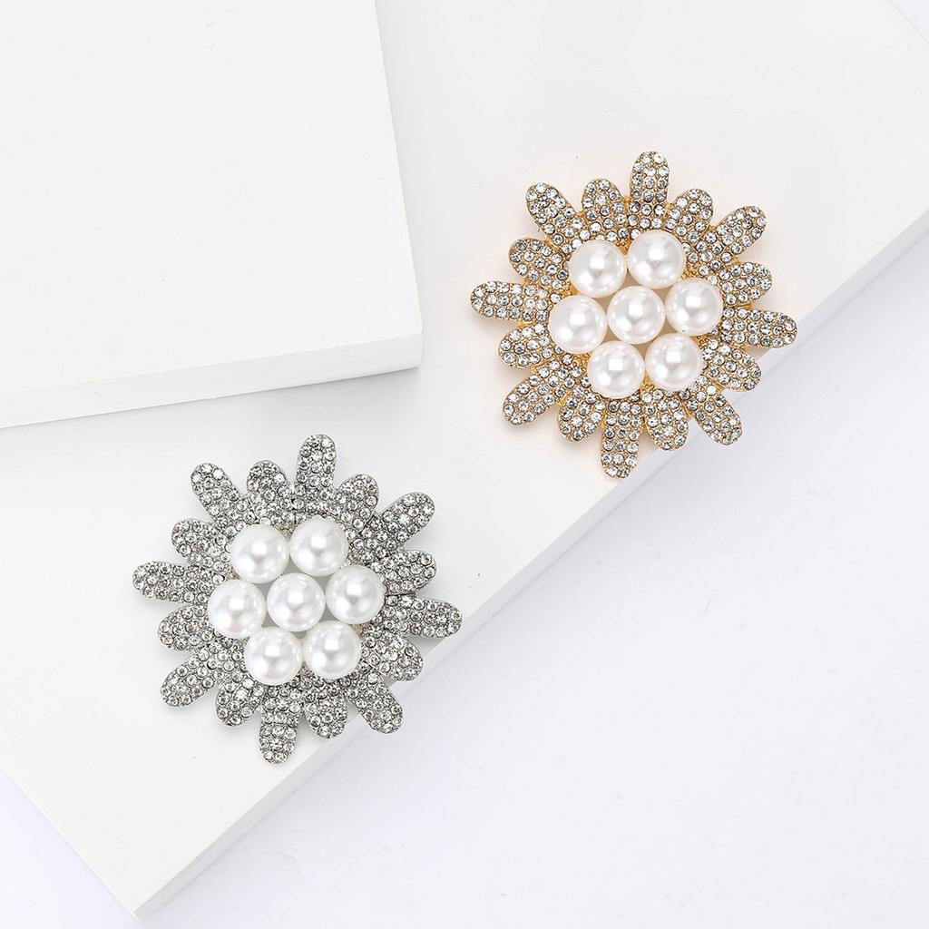 High-End Fashion Rhinestone Pearl Sunflower Brooch Exquisite And Versatile Women'S Clothing Corsage Jewelry Pin