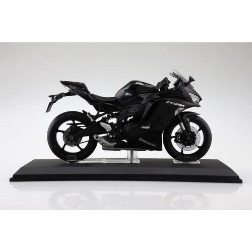 Aoshima Bunka Kyozai (AOSHIMA) Skynet 1/12 Scale Complete Kawasaki Ninja ZX-25R Motorcycle In Metallic Spark Black