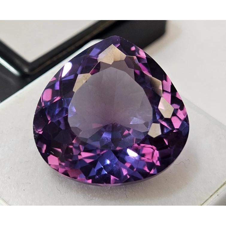 19-20 Ct Natural Alexandrite Color Change Pear Cut Fabulous Loose Gemstone