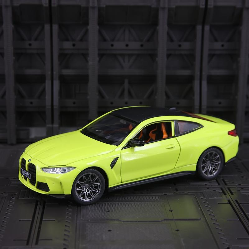 CCA 1:23 simulation BMW M4 G82 alloy car model ornament collection, doors and hood can be opened, steering and sliding ornament