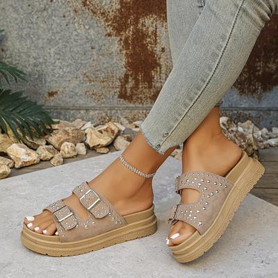 Модные шлепанцы с двойными пряжками и заклепками, женские летние легкие сандалии на платформе для леди, надеваемые, износостойкие сандалии на плоской подошве Mujer